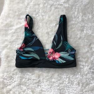 NWOT Rip Curl Tropical Bikini Top